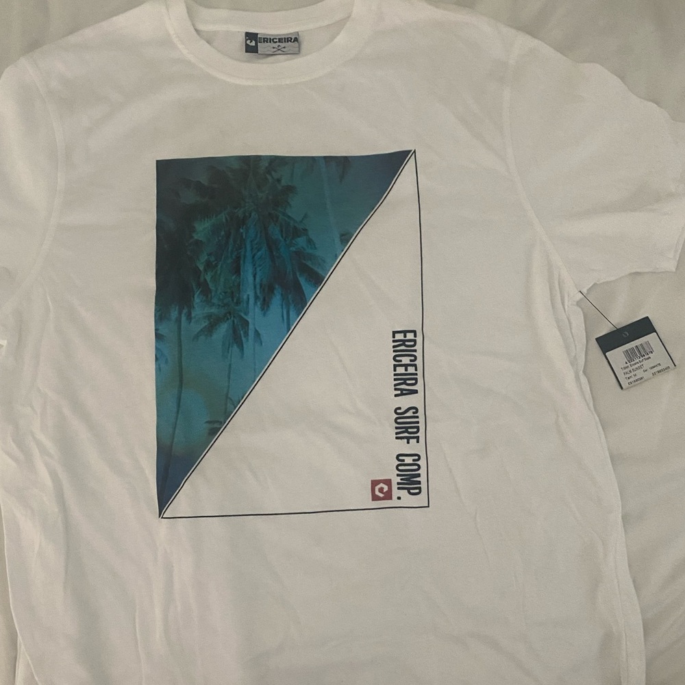 Ericeira t shirt.  Tags still on.  Super soft.